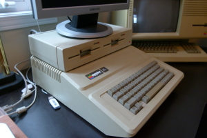 Apple //e